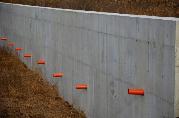 Cement Wall Pouring in Temecula