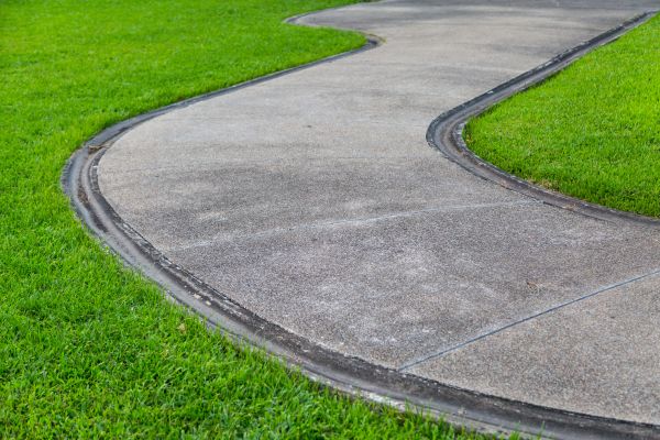 Concrete Sidewalk Construction in Temecula