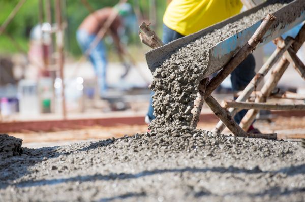 Backyard Concrete Pouring in Temecula